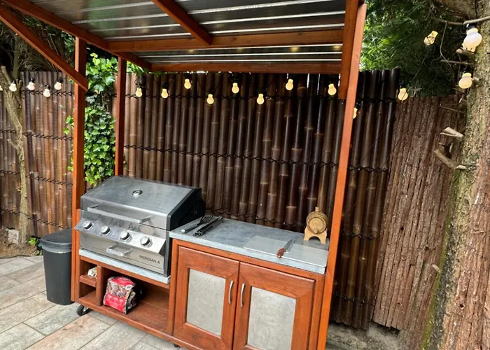 Maya Tempel - De Ijsvogel Hottub-sauna Camping *