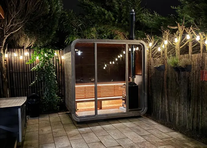 Camping Maya Tempel - De Ijsvogel Hottub-sauna Voorthuizen